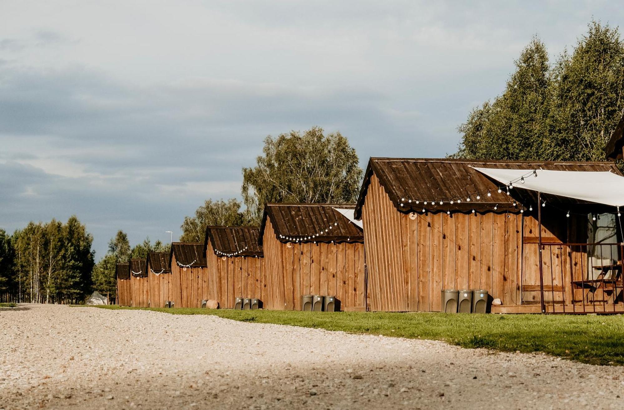 Kempings Daugavas Lokos Sargeliski ภายนอก รูปภาพ